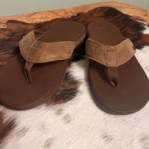 SOLD Men’s Reef Sandals